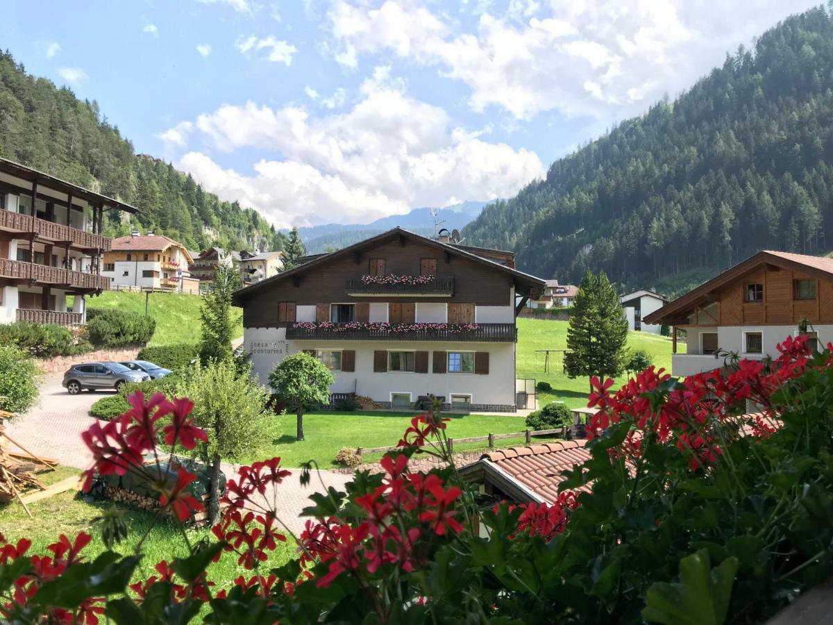 Apartments Vaiolet Santa Cristina Val Gardena Bagian luar foto