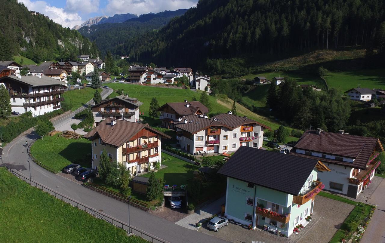 Apartments Vaiolet Santa Cristina Val Gardena Bagian luar foto